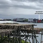 Seafront Henningsvær